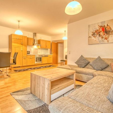 Zeller City Apt Aydin - By Alpen Apartments เซลล์อัมเซ ภายนอก รูปภาพ